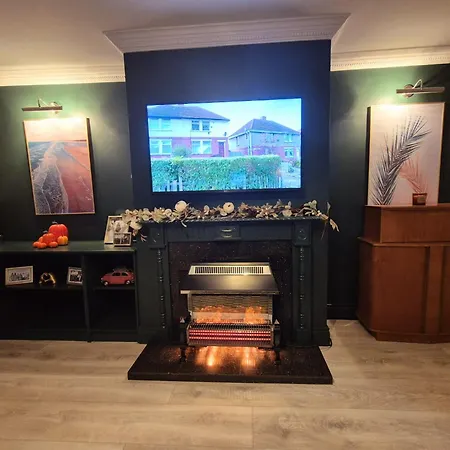 펜션 Retreat - Sleeps 6, Garden, Walk To Town 아르디
