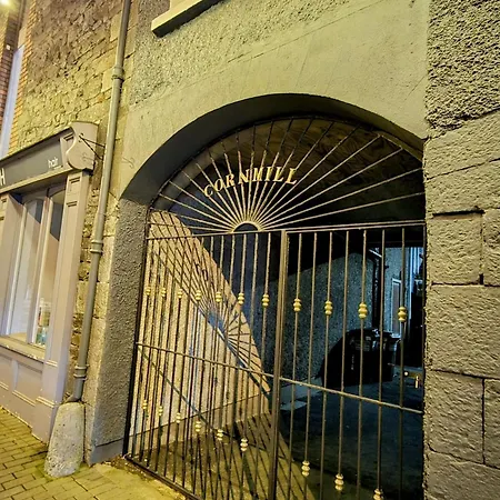 Renovated 3 Bedroom Heritage With Garden In Holiday home *