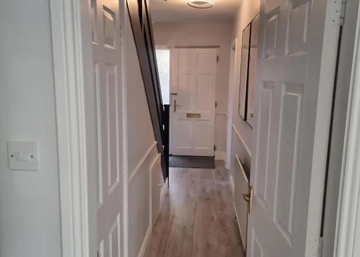 Renovated 3 Bedroom Heritage With Garden In 別荘 アーディー