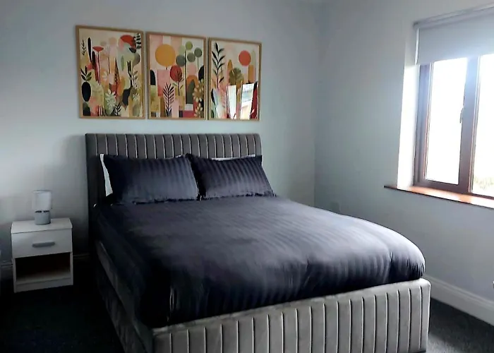 Renovated 3 Bedroom Heritage With Garden In 別荘 *