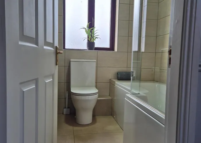 Dom wakacyjny Renovated 3 Bedroom Heritage With Garden In Ardee